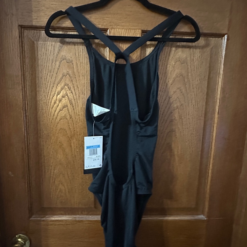 Nike Black Women's One-Piece Swim Suit with Crossback - Picture 2 of 5